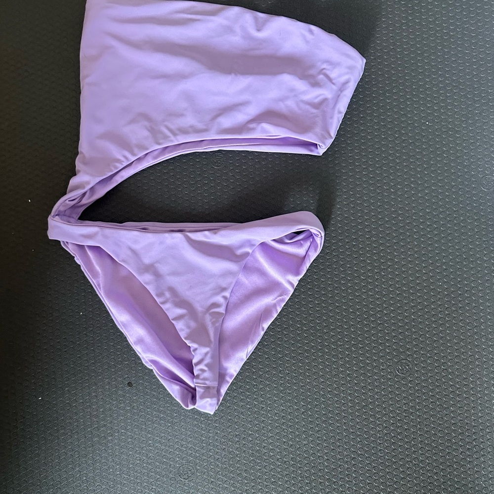 Superdown Lavender Purple Calla One Piece Monokini Strapless Swimsuit size XS - Picture 6 of 9